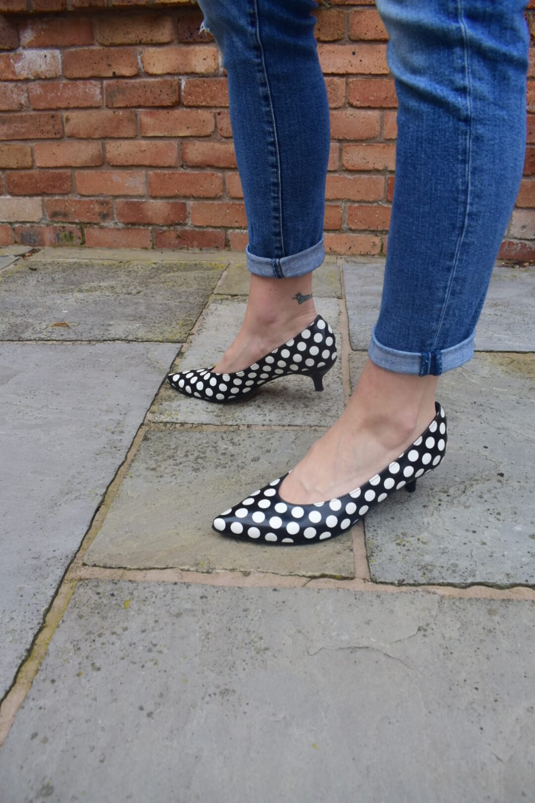 Kiki S pointed toe kitten heels - polka dot