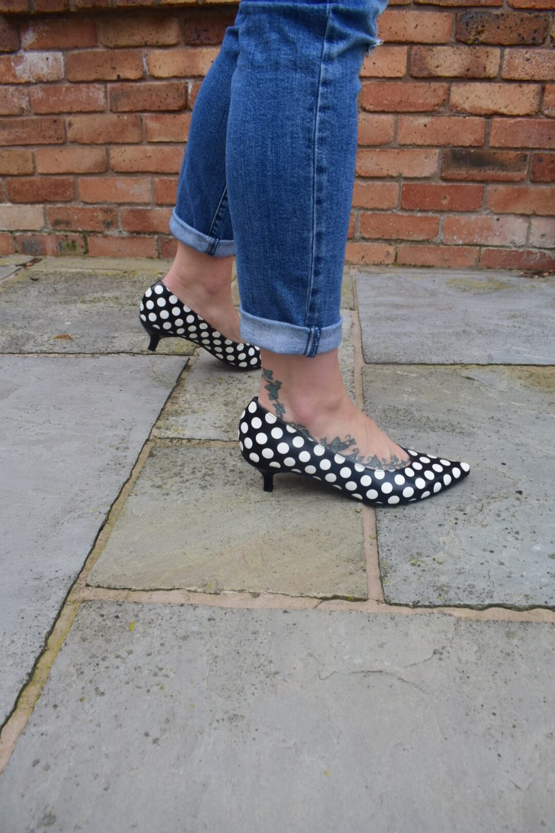 Kiki S pointed toe kitten heels - polka dot